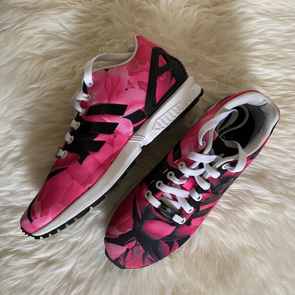 Women’s Addidas ZX Flux (pink floral)